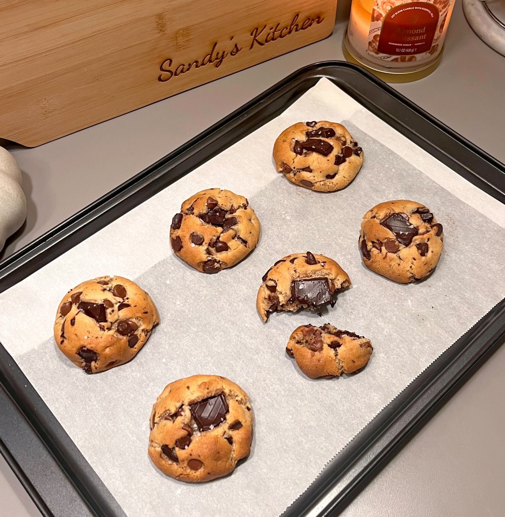 Chewy Chocolate Chip&nbsp;Cookies